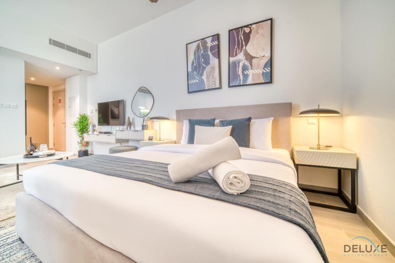Striking At Mesk 1 Midtown Production By Deluxe Homes Apartment